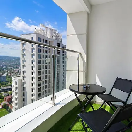 Apartment 36th Floor - Skyview Oasis - D Skopje