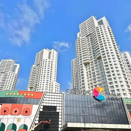Apartment 36th Floor - Skyview Oasis - D